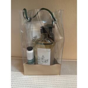 Bath & Body Works 5Pc Gift Bag Set Eucalyptus +Spearmint Aromatherapy